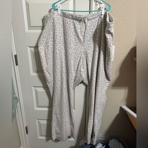 Snow leopard pajama pants